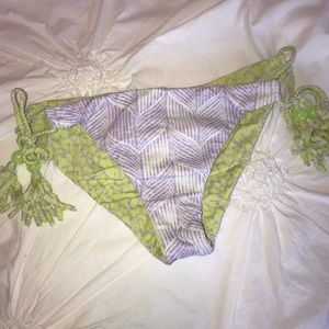 Victoria’s Secret reversible tie bikini bottoms